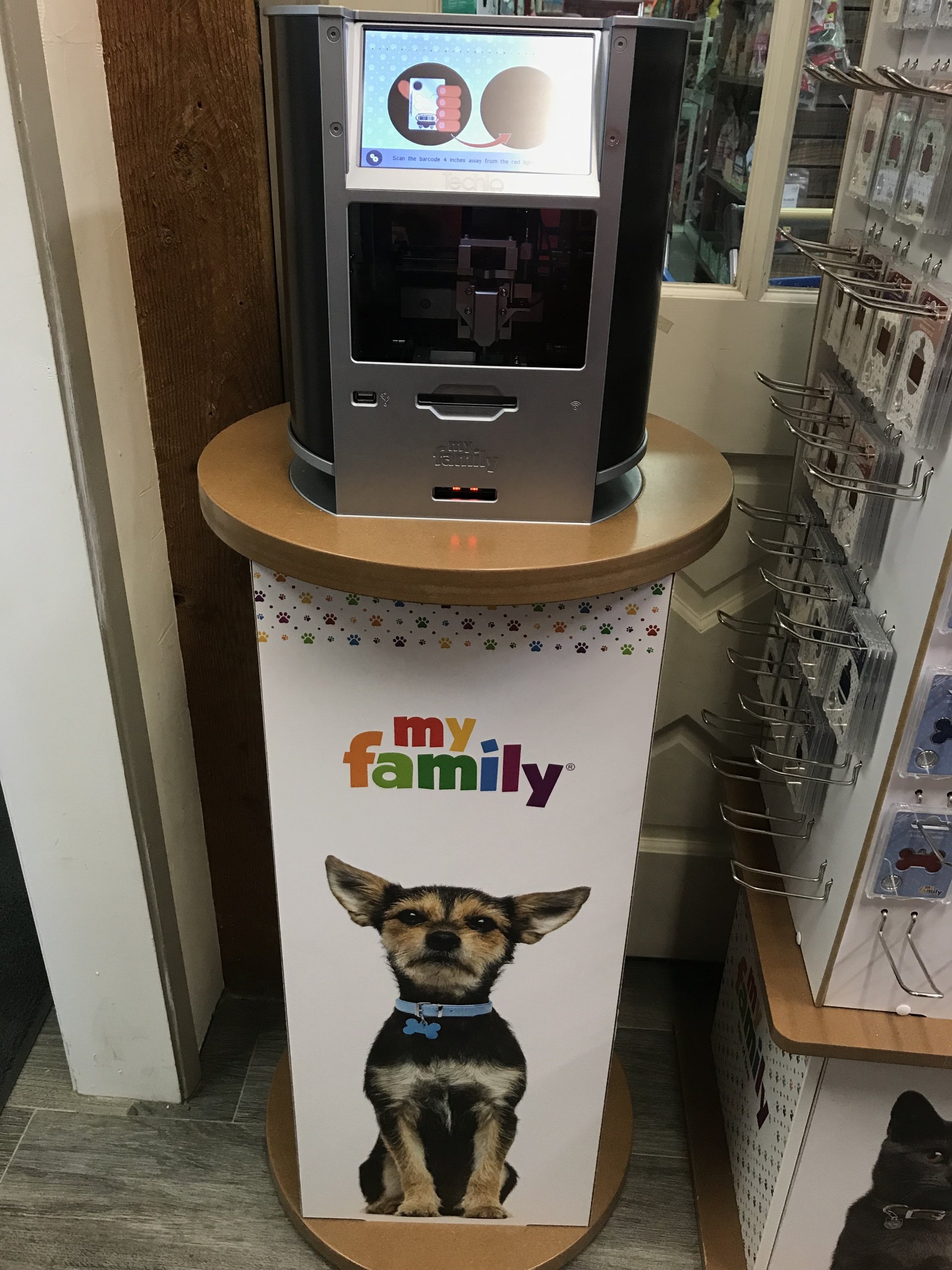 Best Dog Food and Dog Treats call Santa Ynez Feed 805.688.6404