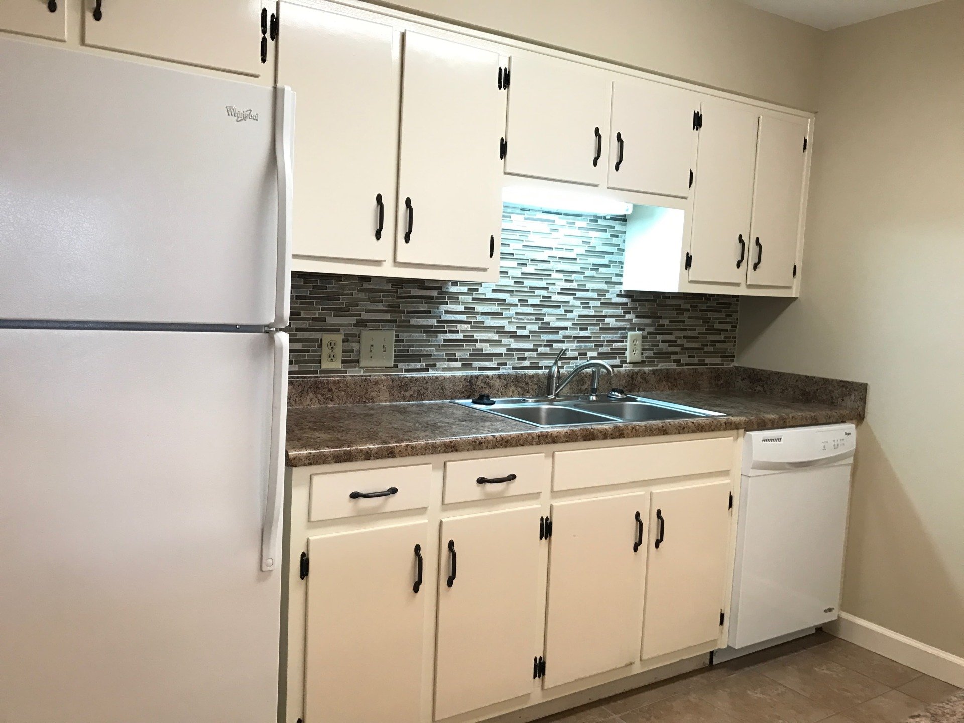 Brentwood Barber Properties