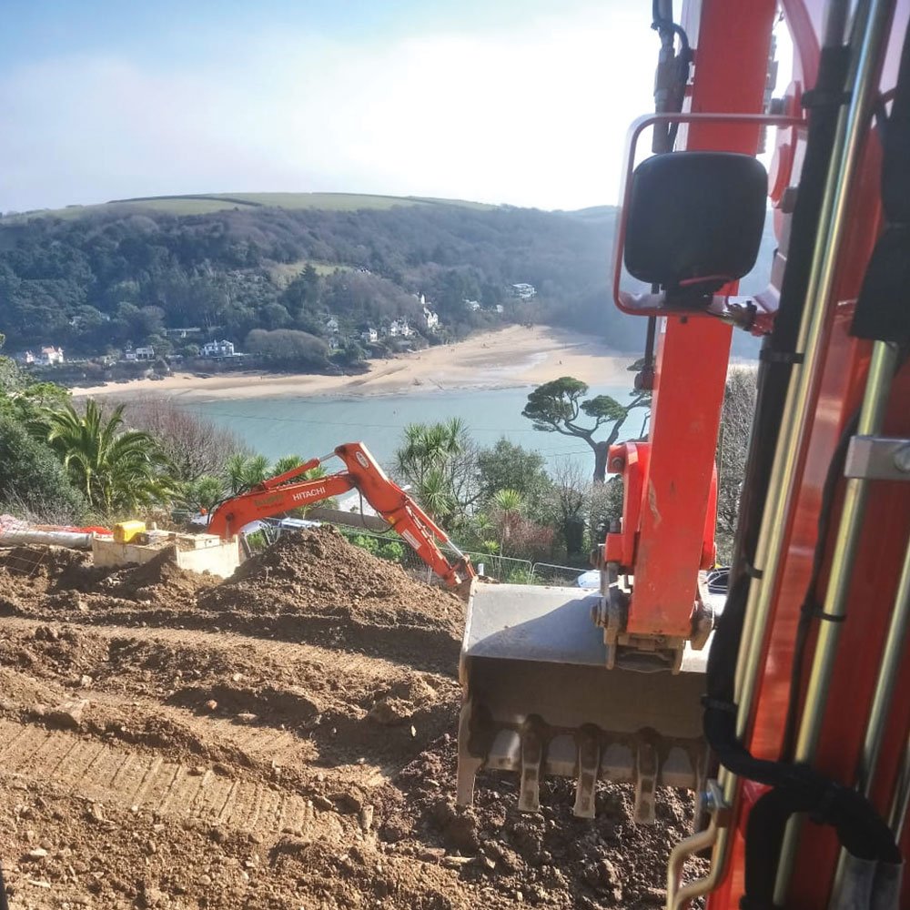 About Elliot Hire Ground Works and Plant Hire South Hams, Devon