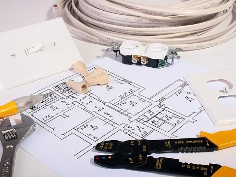 Installazione e manutenzione impianti elettrici e idraulici genova ... Impianti elettrici e idraulici