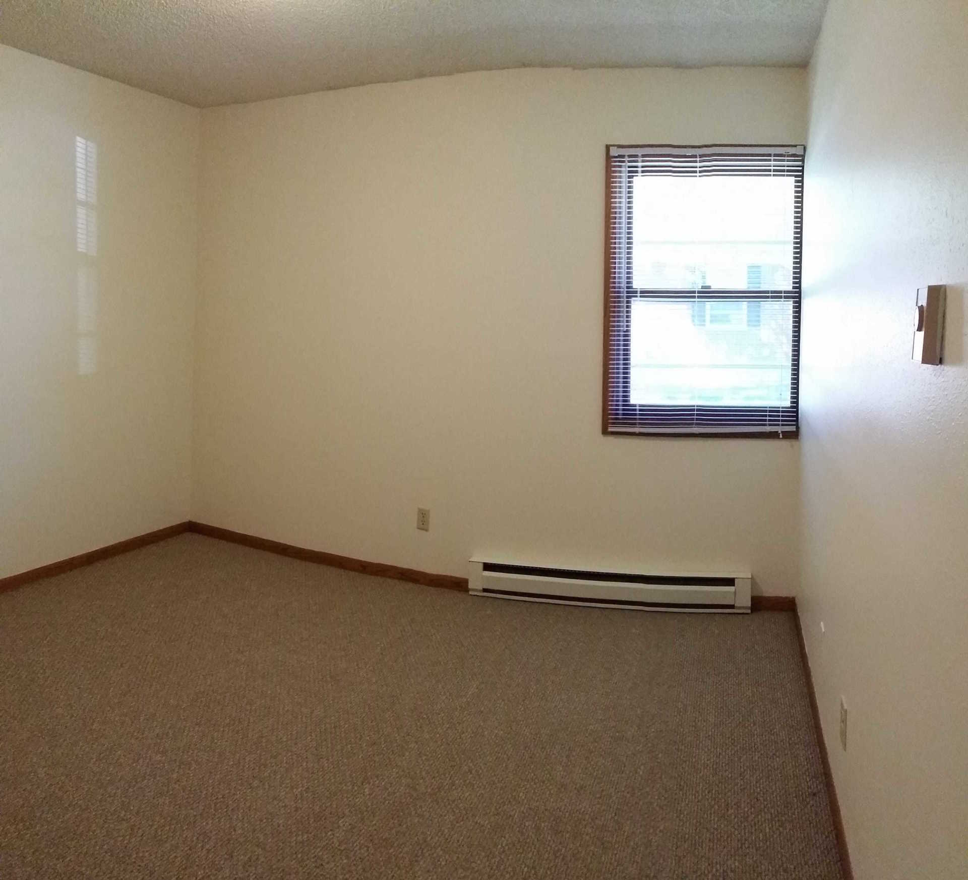 Colfax Manor Apartments