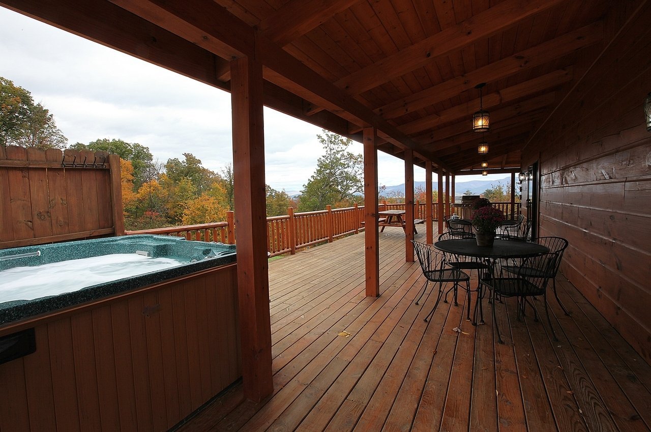 APE Cabin 2 Shenandoah Valley Luray VA Mountain Vacation Rental