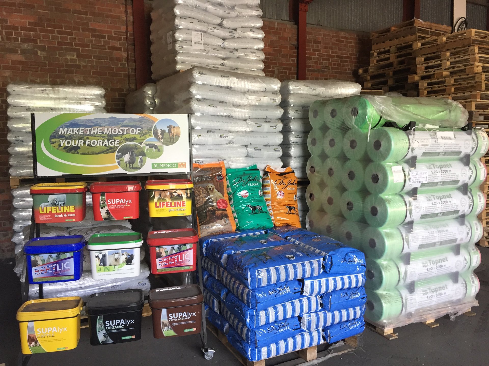 We are experienced fertiliser suppliers based in Newtown