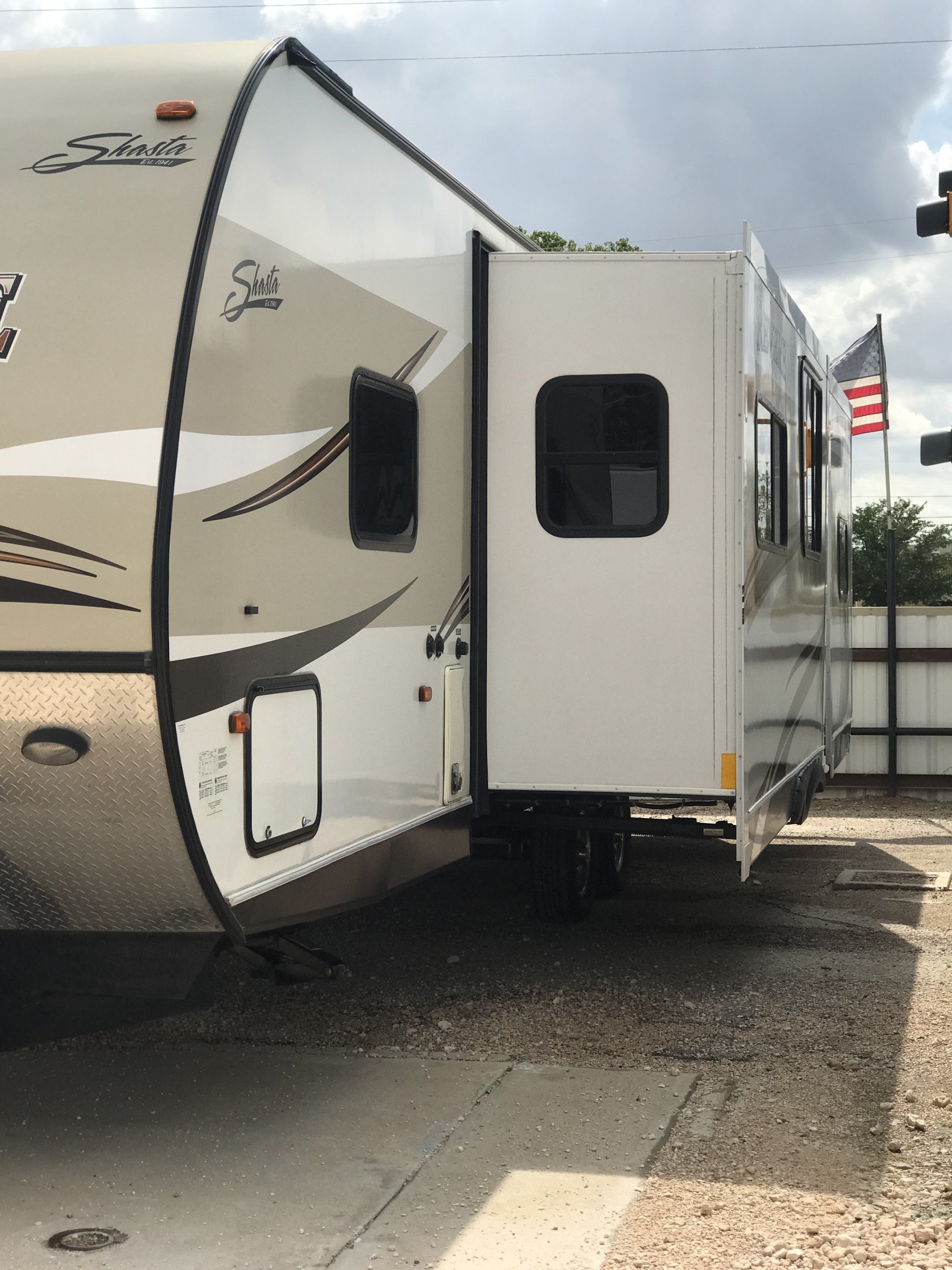 Sales & Parts Hobbs NM MR B's Trailer Sales LLC