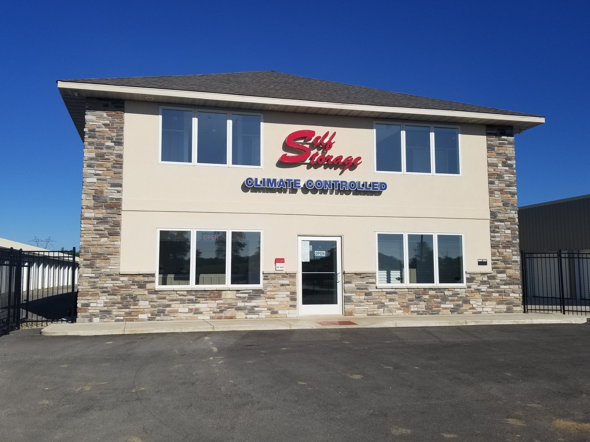 dimensions Chesterton, In Storage Inc