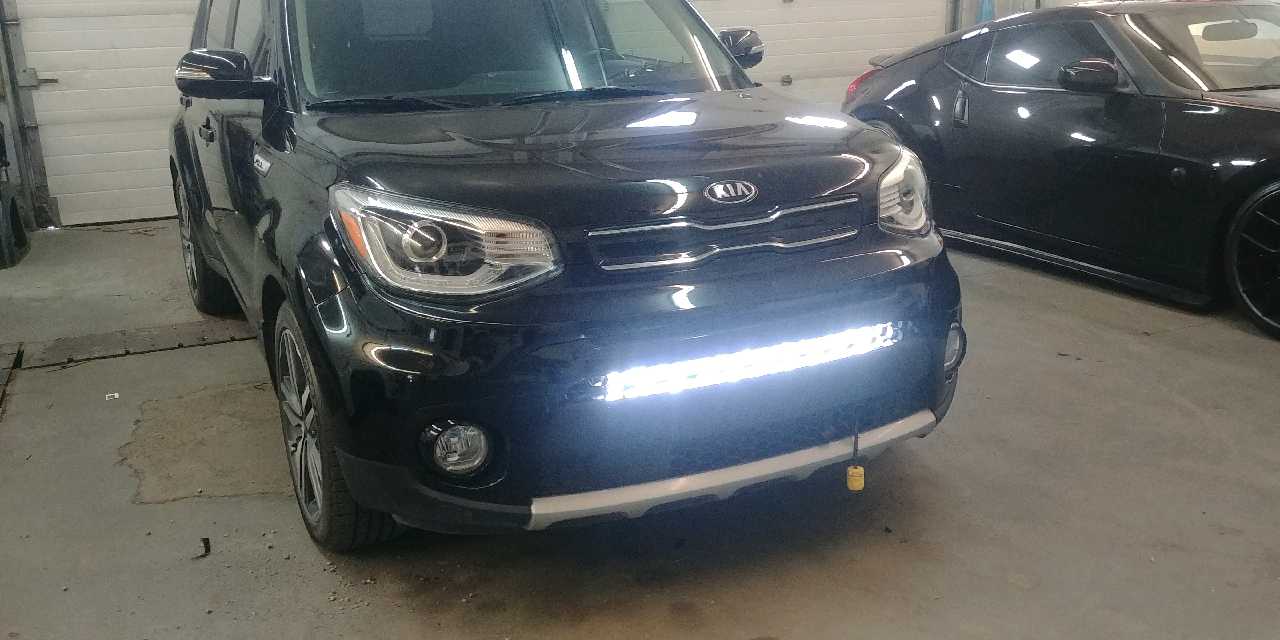 HID and LED vehicle lights Edmonton Evolution Audio