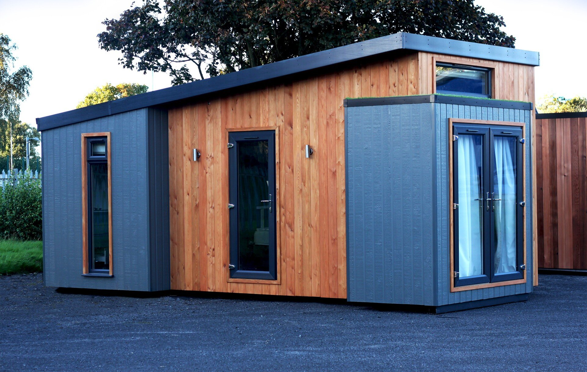 A HIGHLAND BUILDING WITH A CONTEMPORARY TWIST | GARDEN ROOM