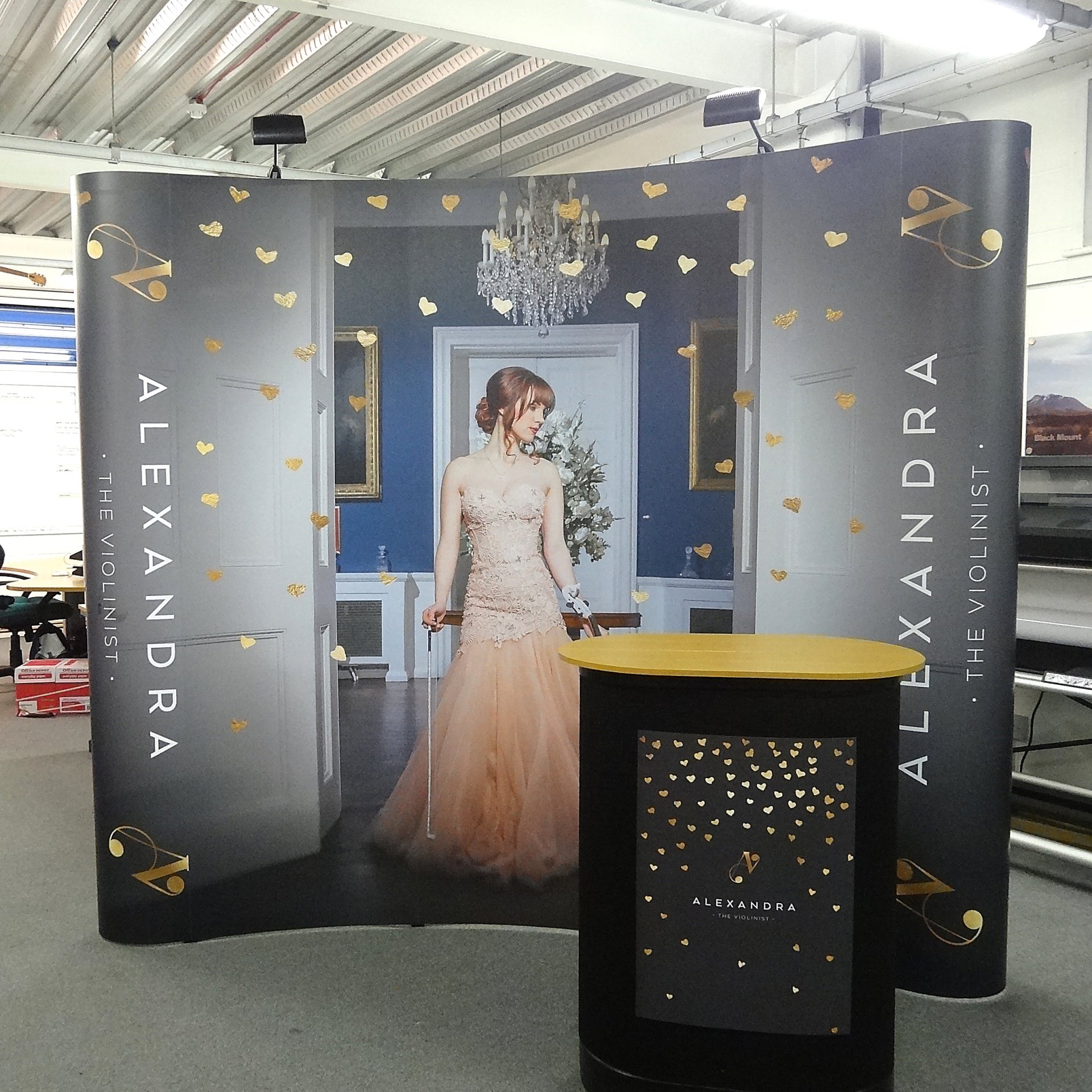 Pop Up Stands, Curved or straight Exhibition Stands