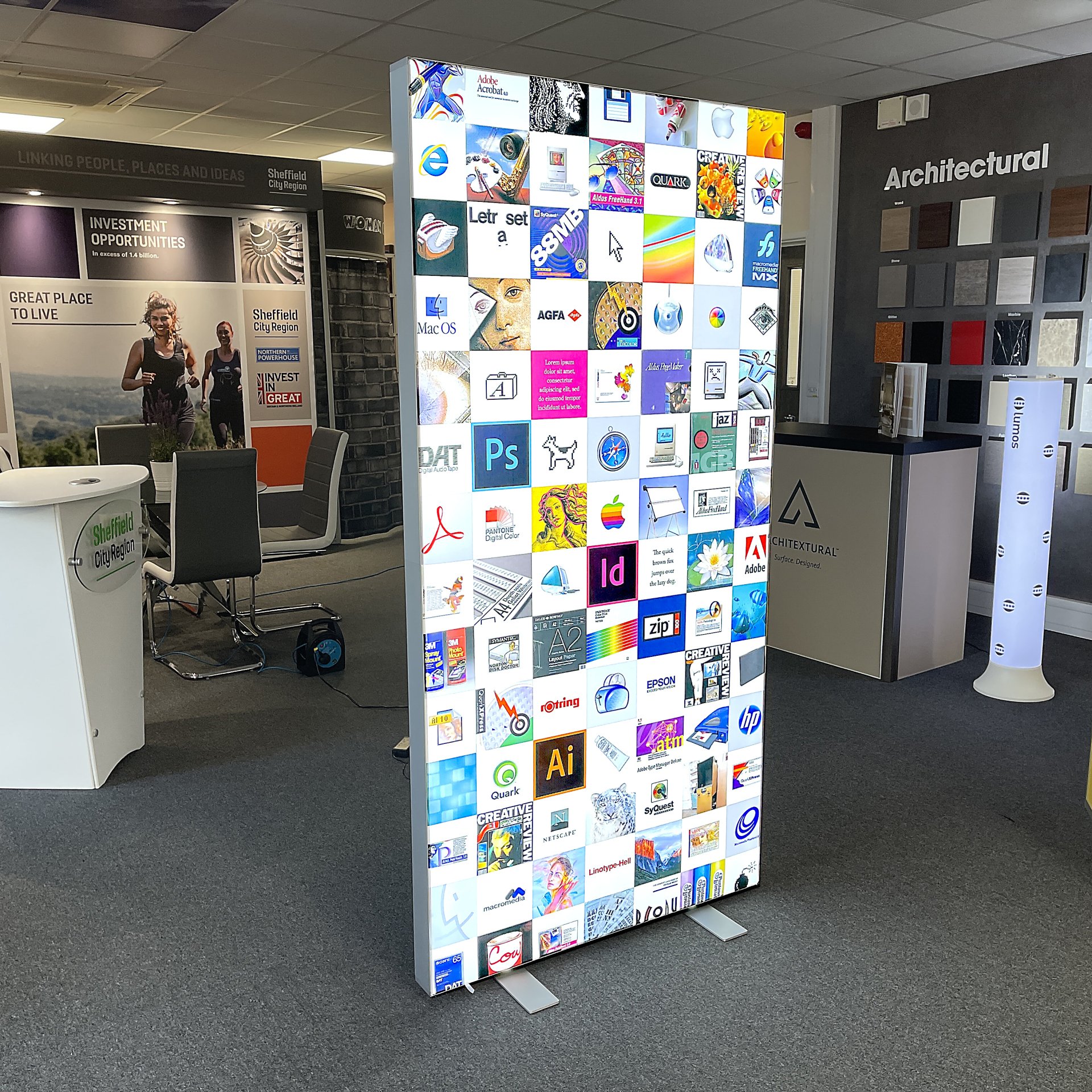 Portable LED Lightbox An Illuminated Banner Stand