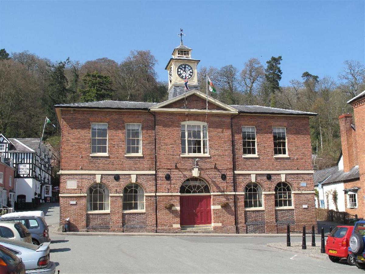 Montgomery Town Hall