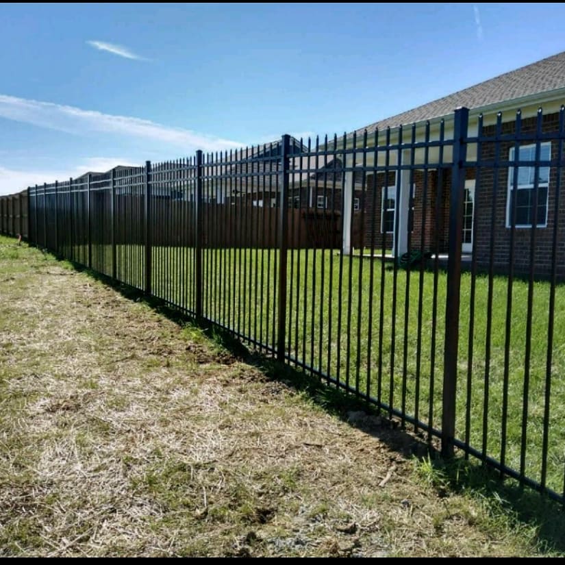 Fence Repair Contractor in Middle TN Bigfoot Fence