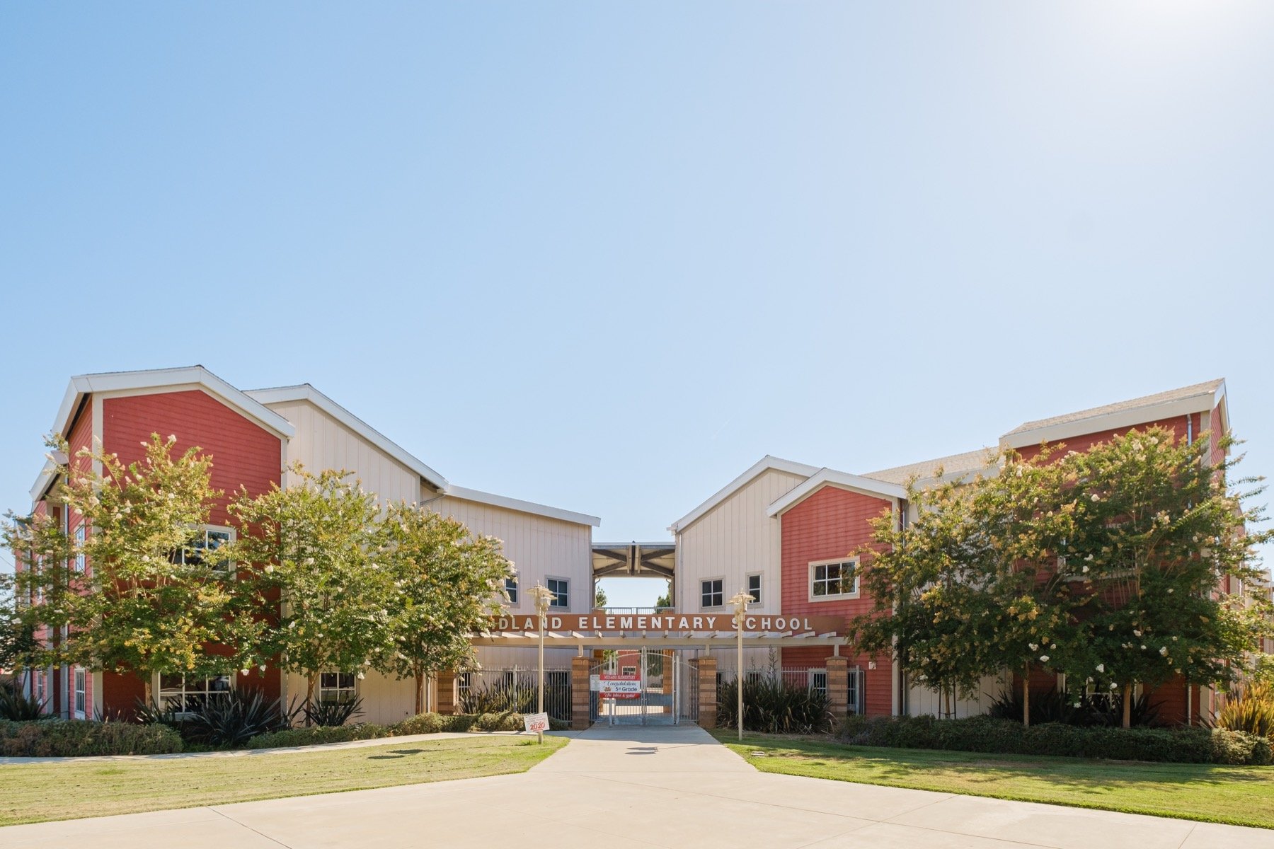 Apartments for Rent 25 Miles Northeast of San Diego in Poway, CA