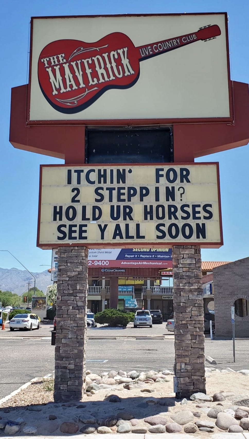 Live Country Club in Tucson AZ The Maverick