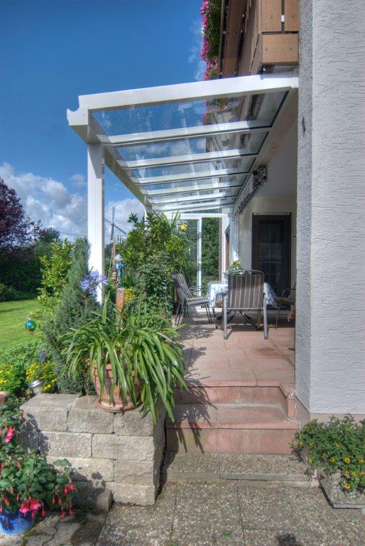 TERRASSENÜBERDACHUNGEN