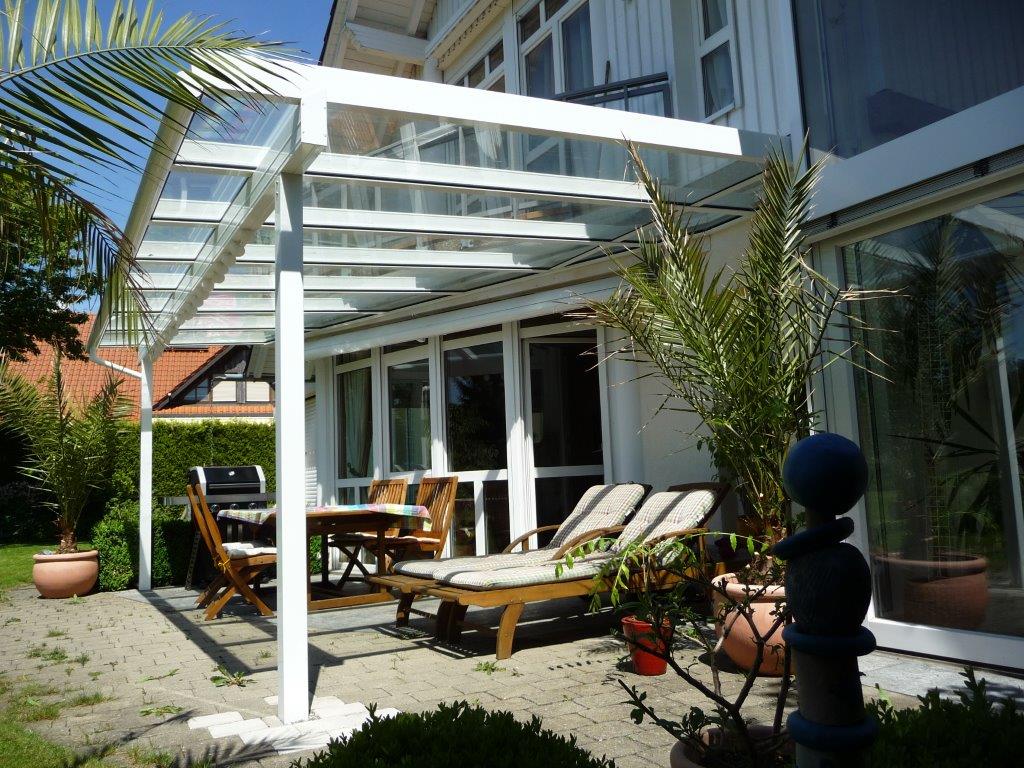 TERRASSENÜBERDACHUNGEN