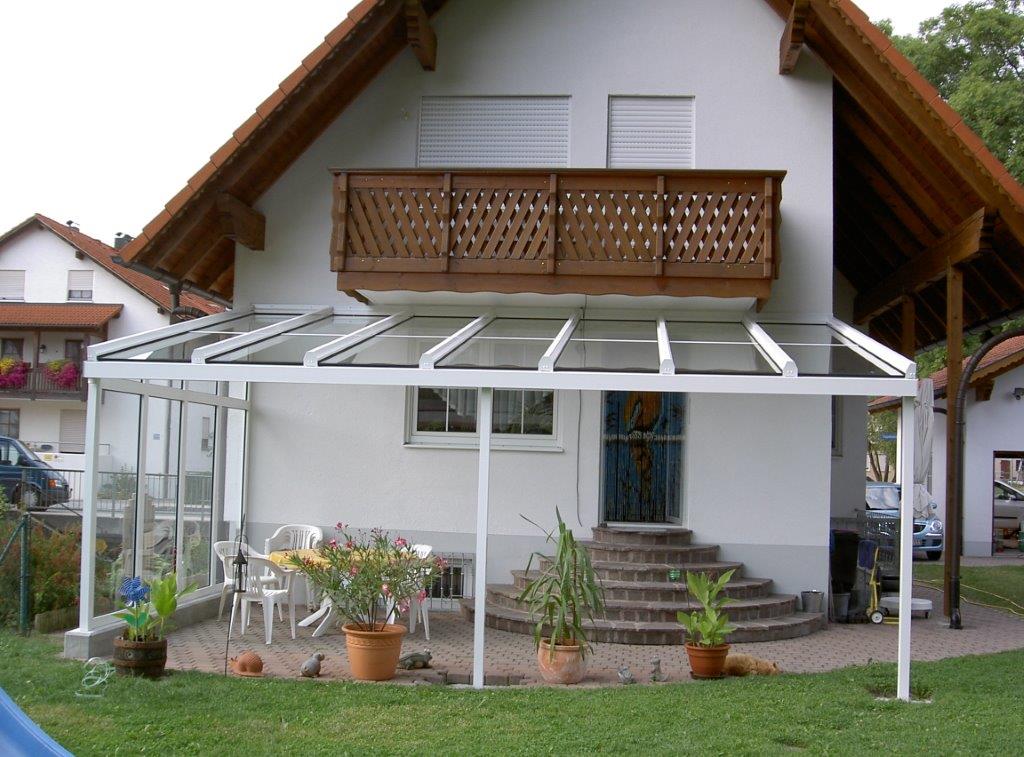 TERRASSENÜBERDACHUNGEN