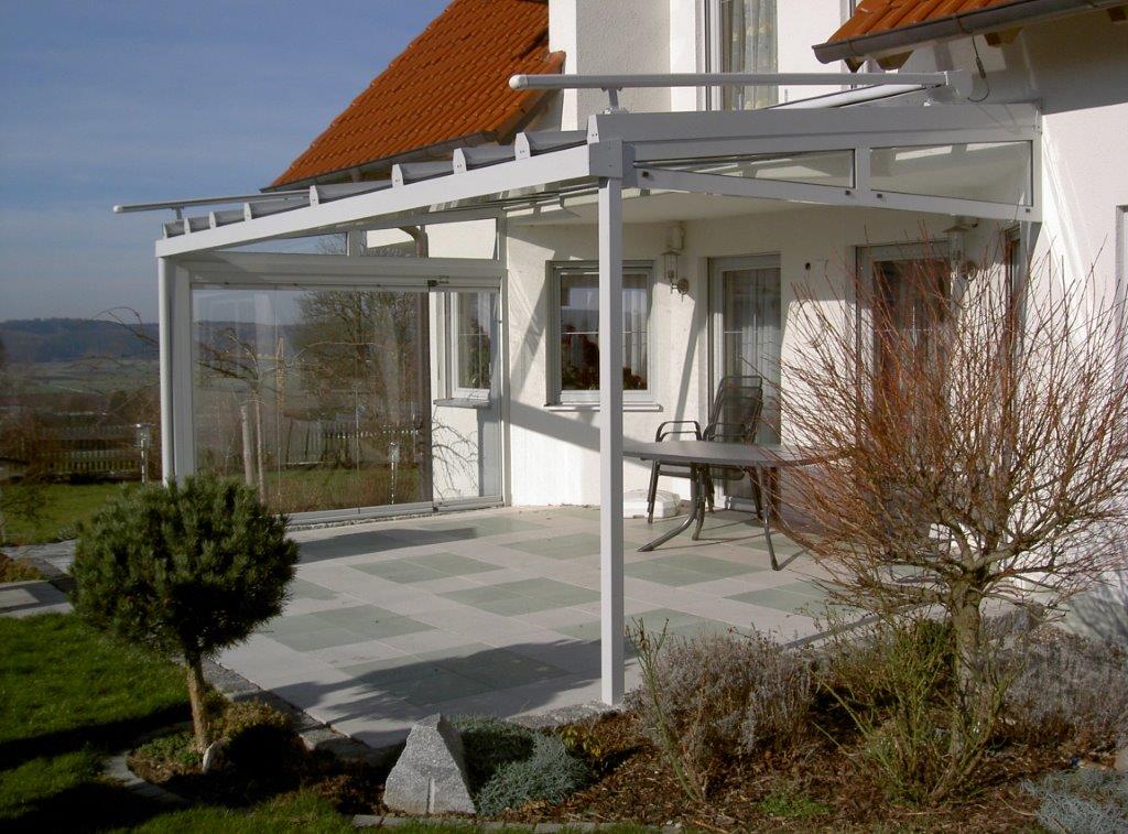 TERRASSENÜBERDACHUNGEN