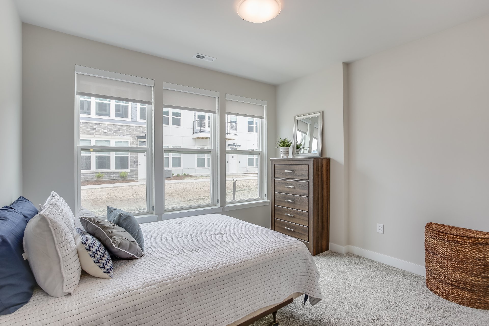 Apartments in St. Francis, WI The Mariner Apartments