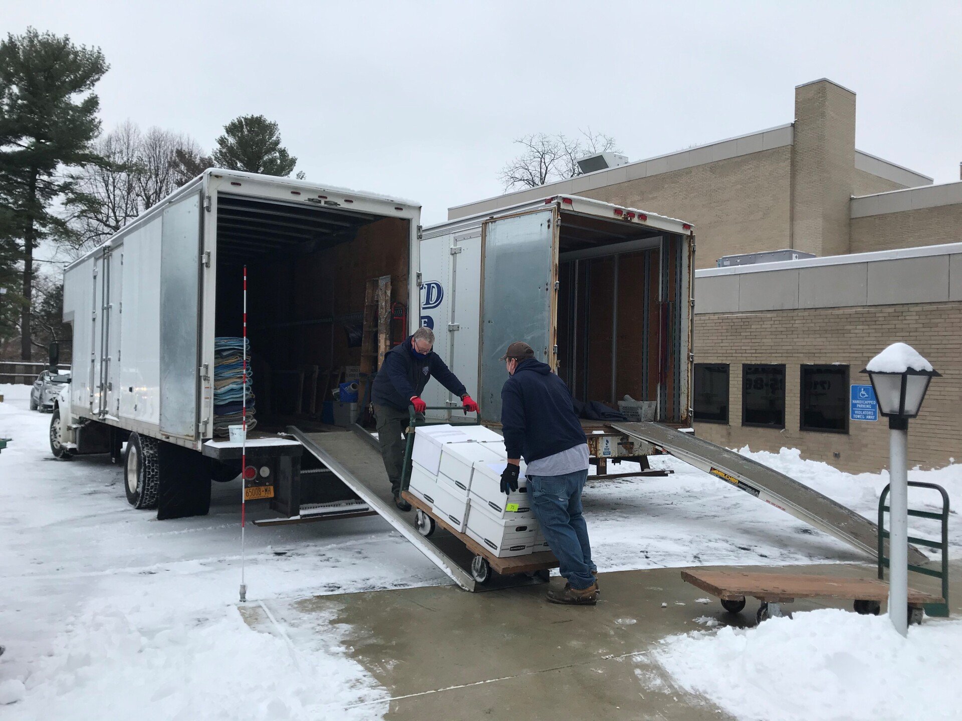 Commercial Movers Hamburg, Williamsville, Niagara Falls & Buffalo, NY