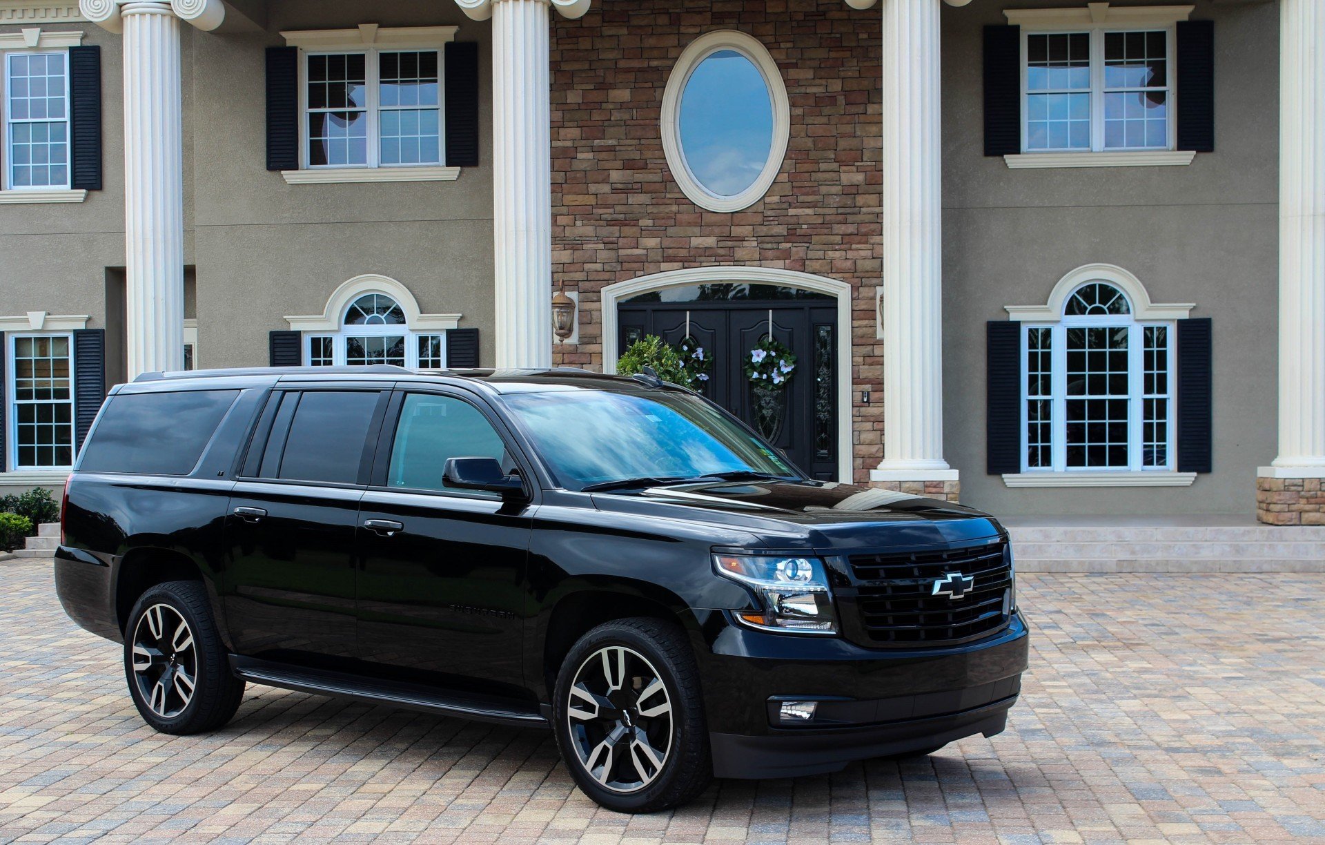 Transportation Services Tampa, FL Olympus Limousine