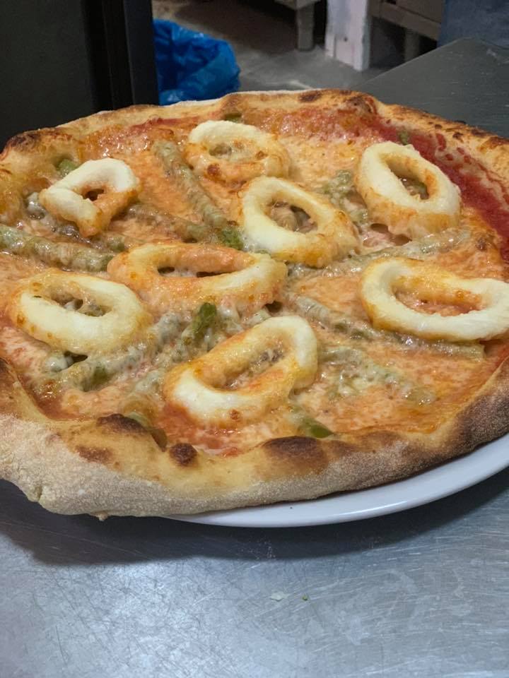 Pizzeria con forno a legna Casale Monferrato Spizzicotto