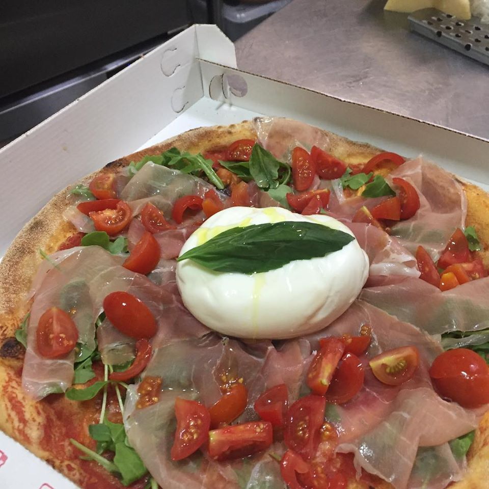 Pizzeria con forno a legna Casale Monferrato Spizzicotto