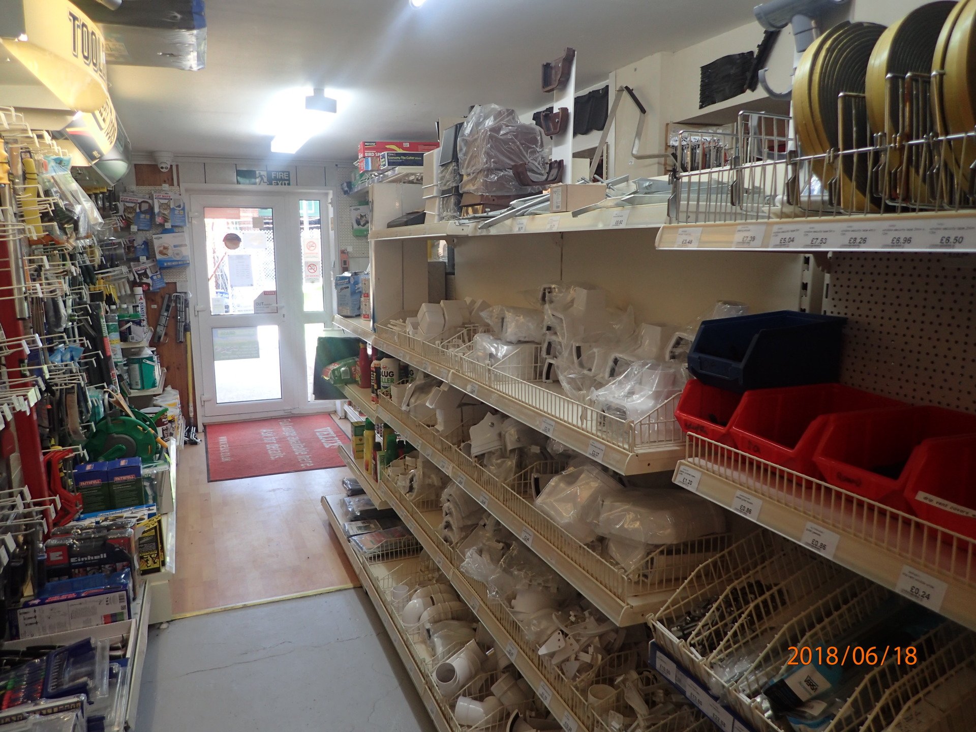 DIY shop Bailey's Building Ltd, Hythe