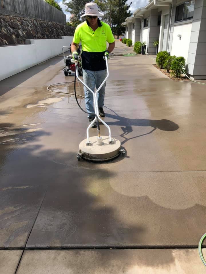 House Washing Gympie Pressure Cleaning Tradesman Painter