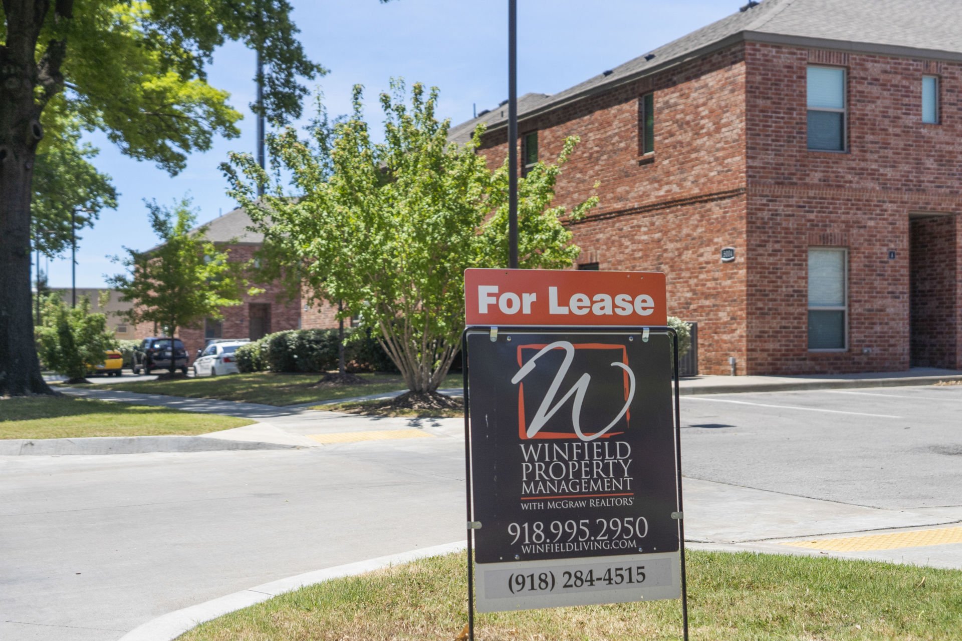 Pin Oak Townhomes Winfield Property Management