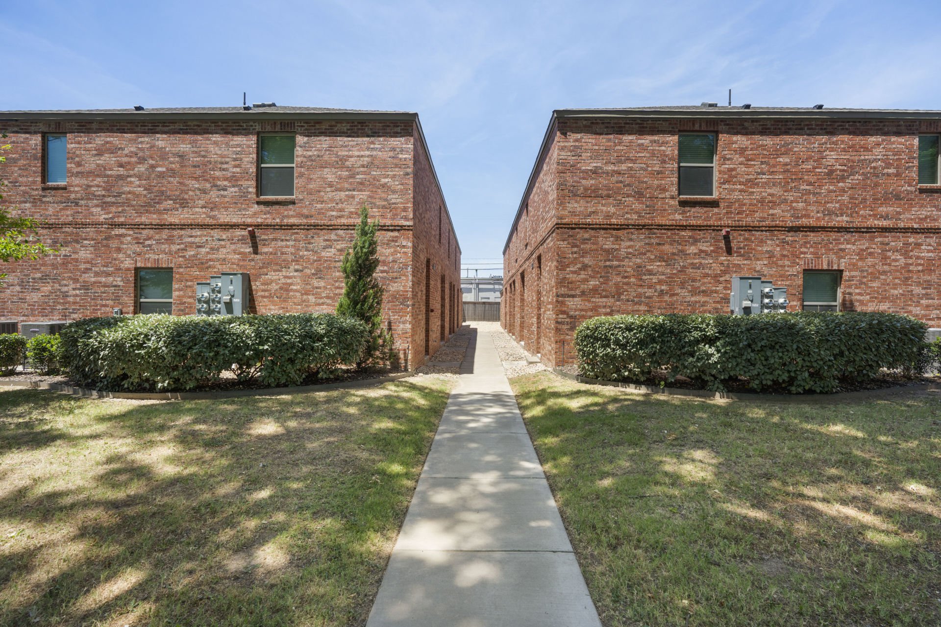 Pin Oak Townhomes Winfield Property Management
