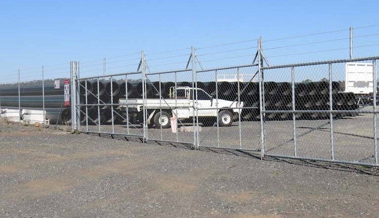 barbed wire, chain wire, mesh fence