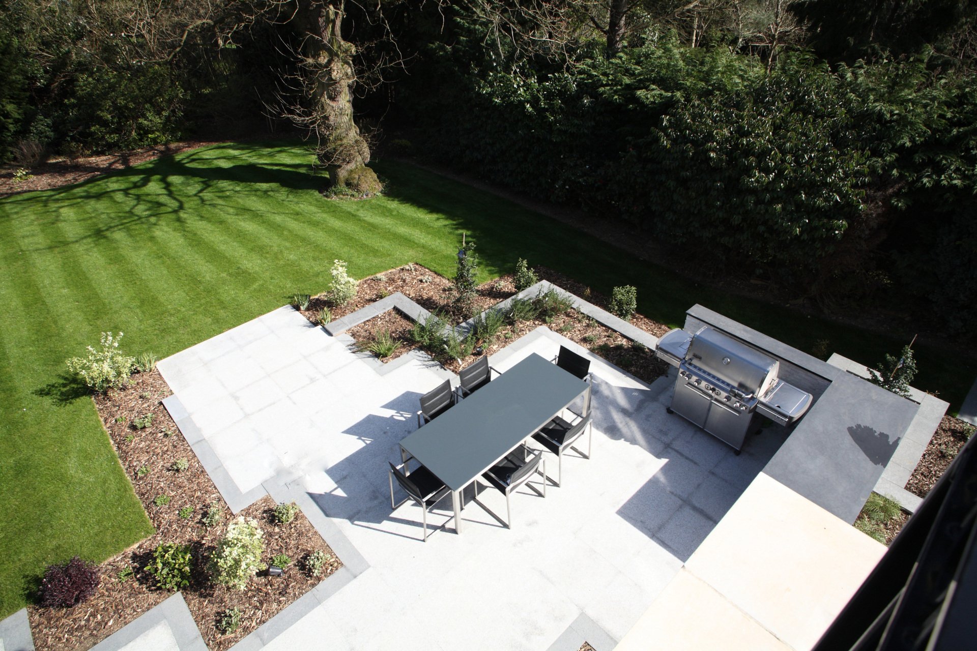 HIGHVIEW HOUSE