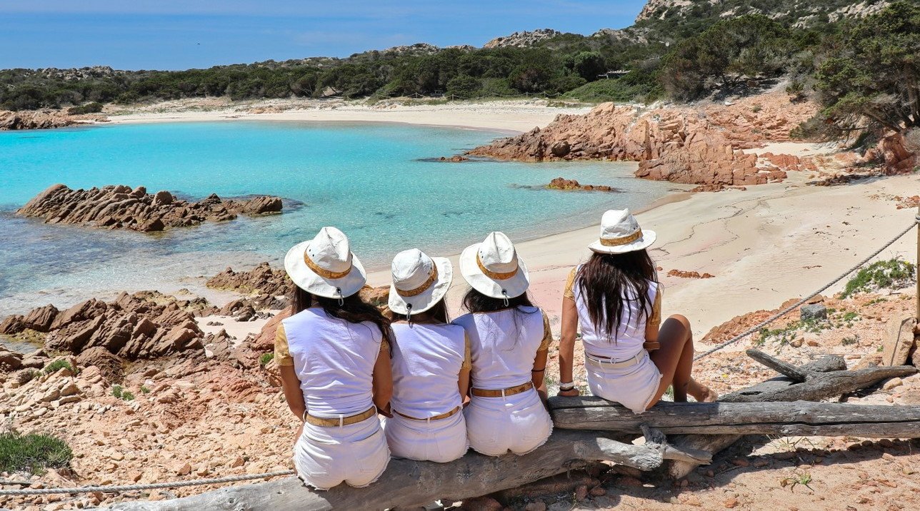 La Maddalena Tour from Olbia Ape Romantic Tour