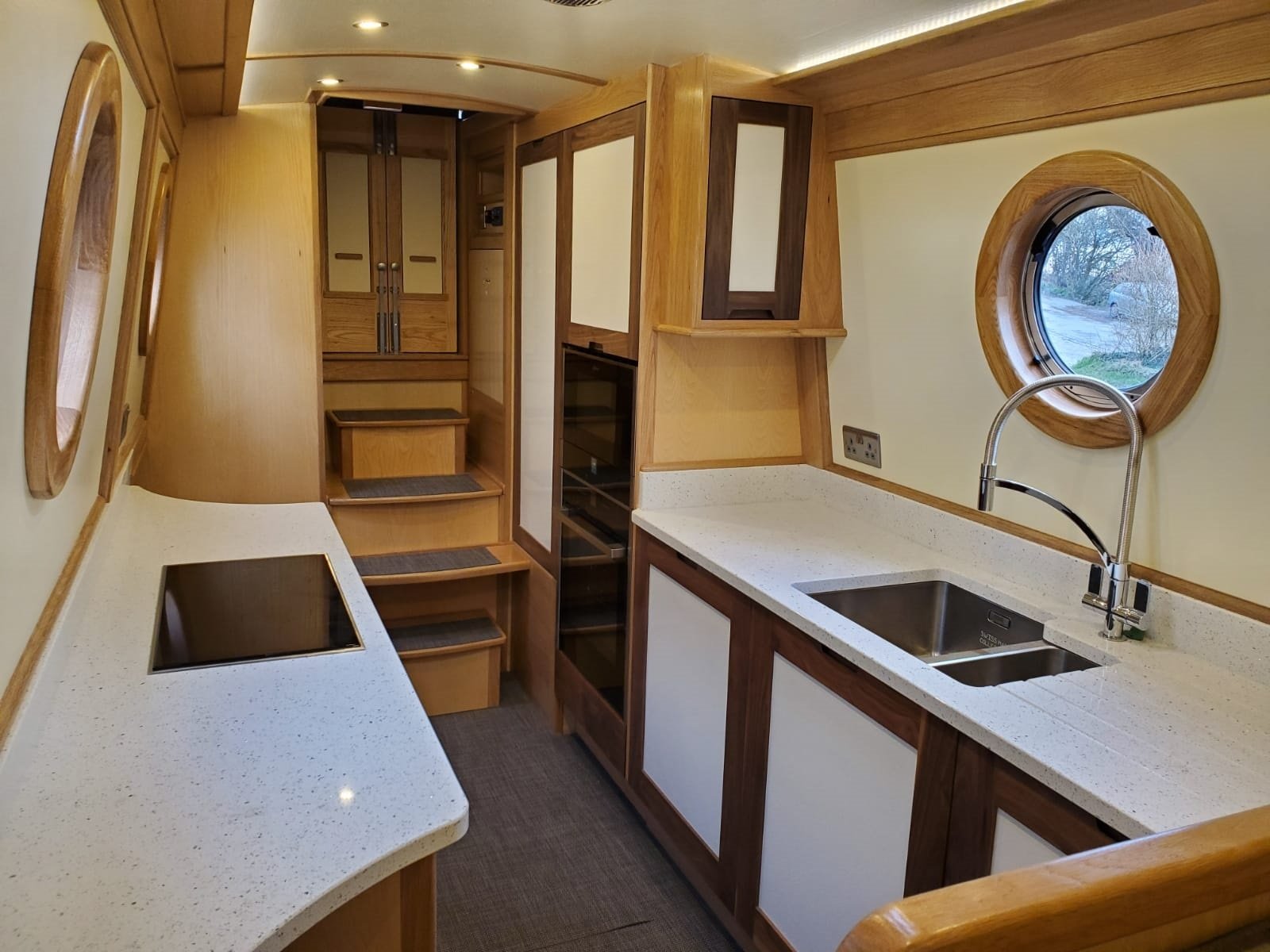 Flutterby No. 185 Narrowboat Built by Braidbar Boats