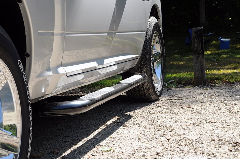 Westin, Lund & Dee Zee Step Bars, Rails & Boards for Trucks and SUVs