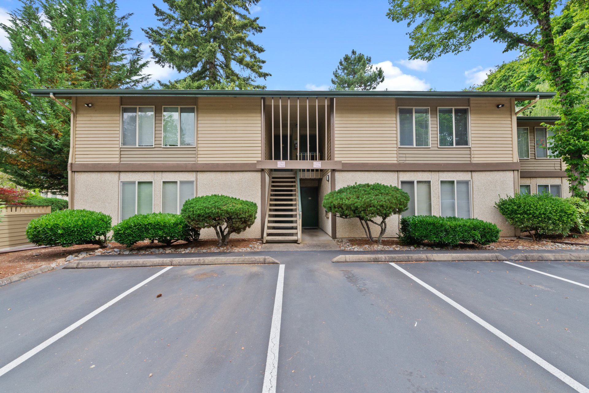 Willamette View Apartments for Rent Near Salem, OR