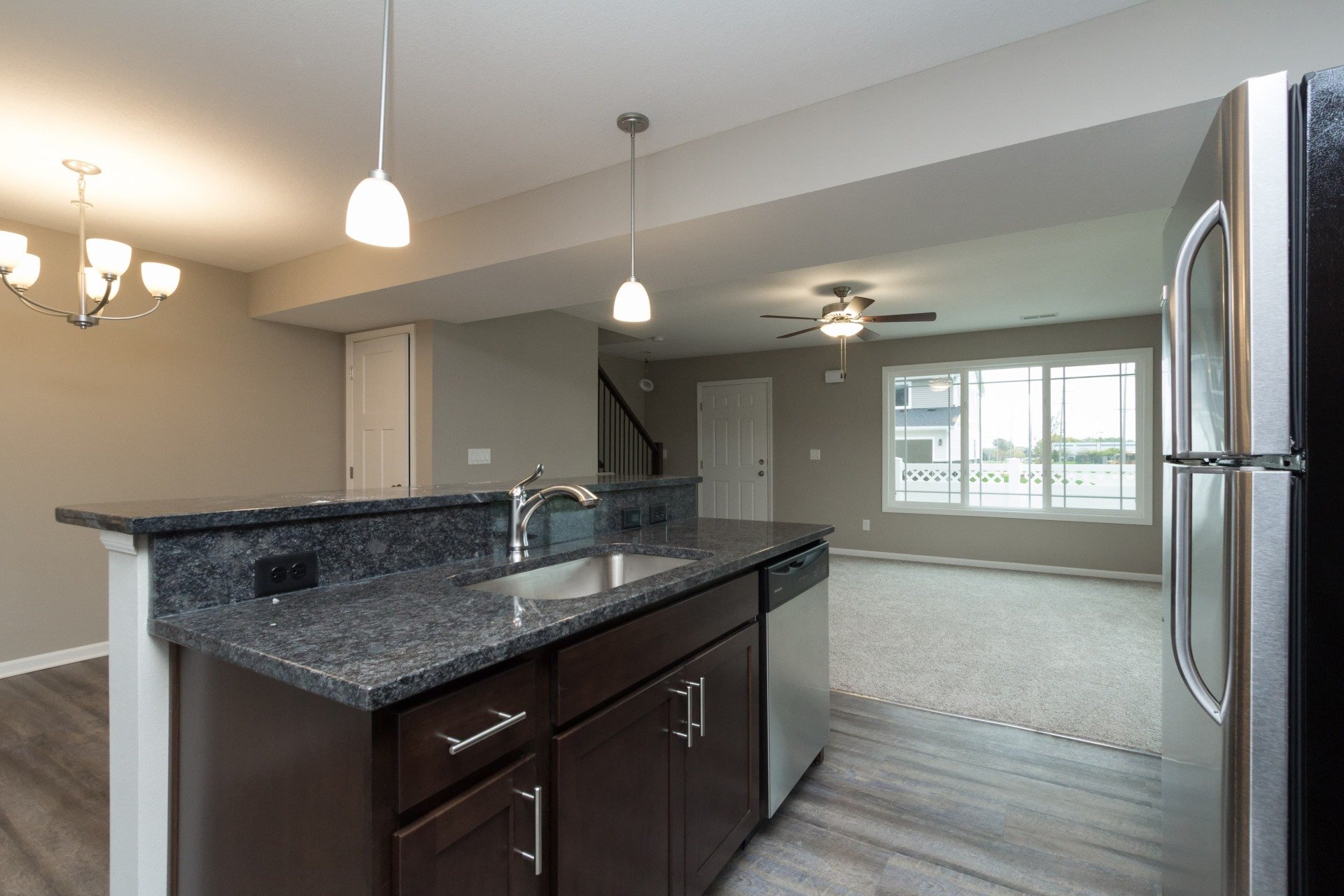 Delevan Townhomes DSM RENTAL