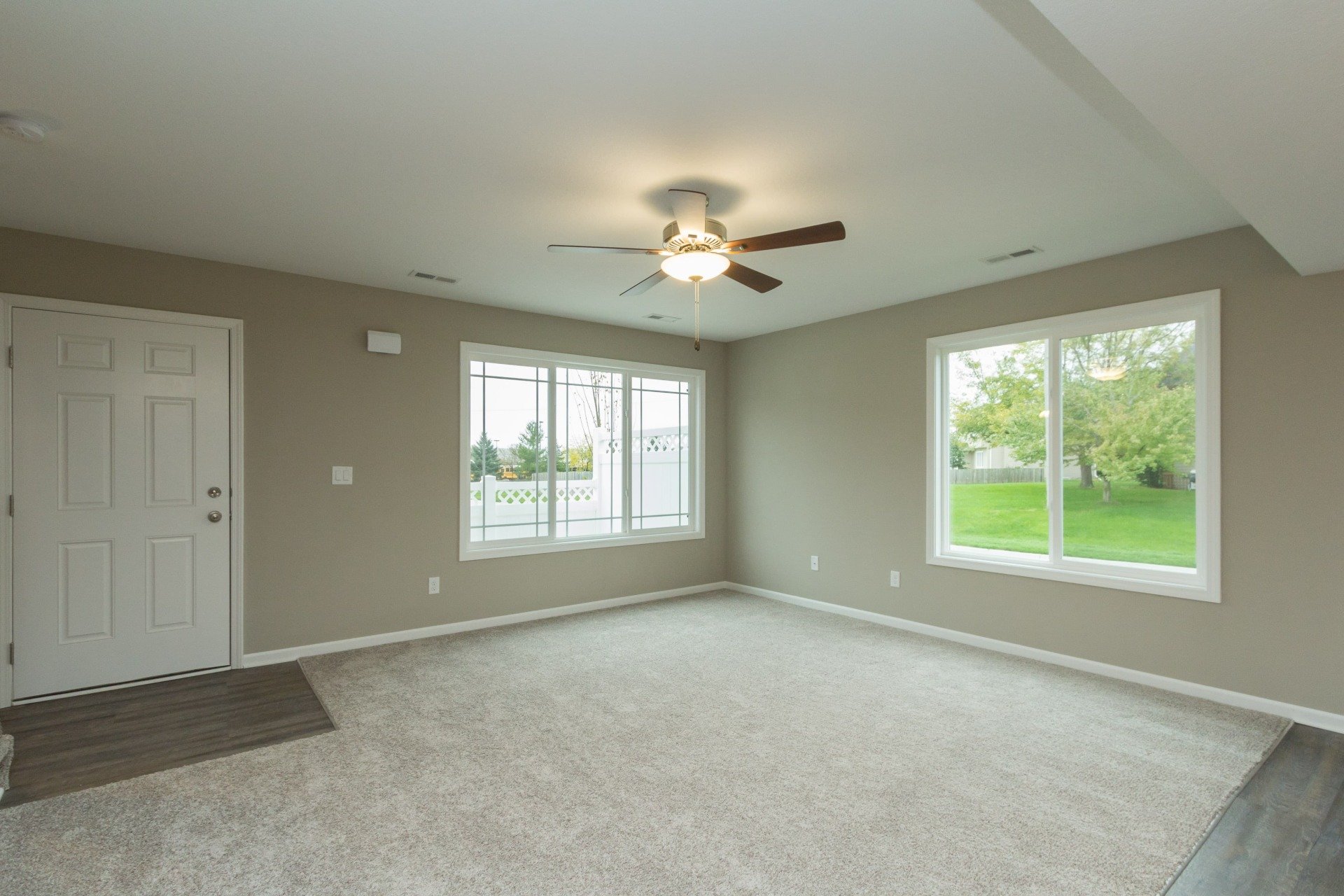 Delevan Townhomes DSM RENTAL