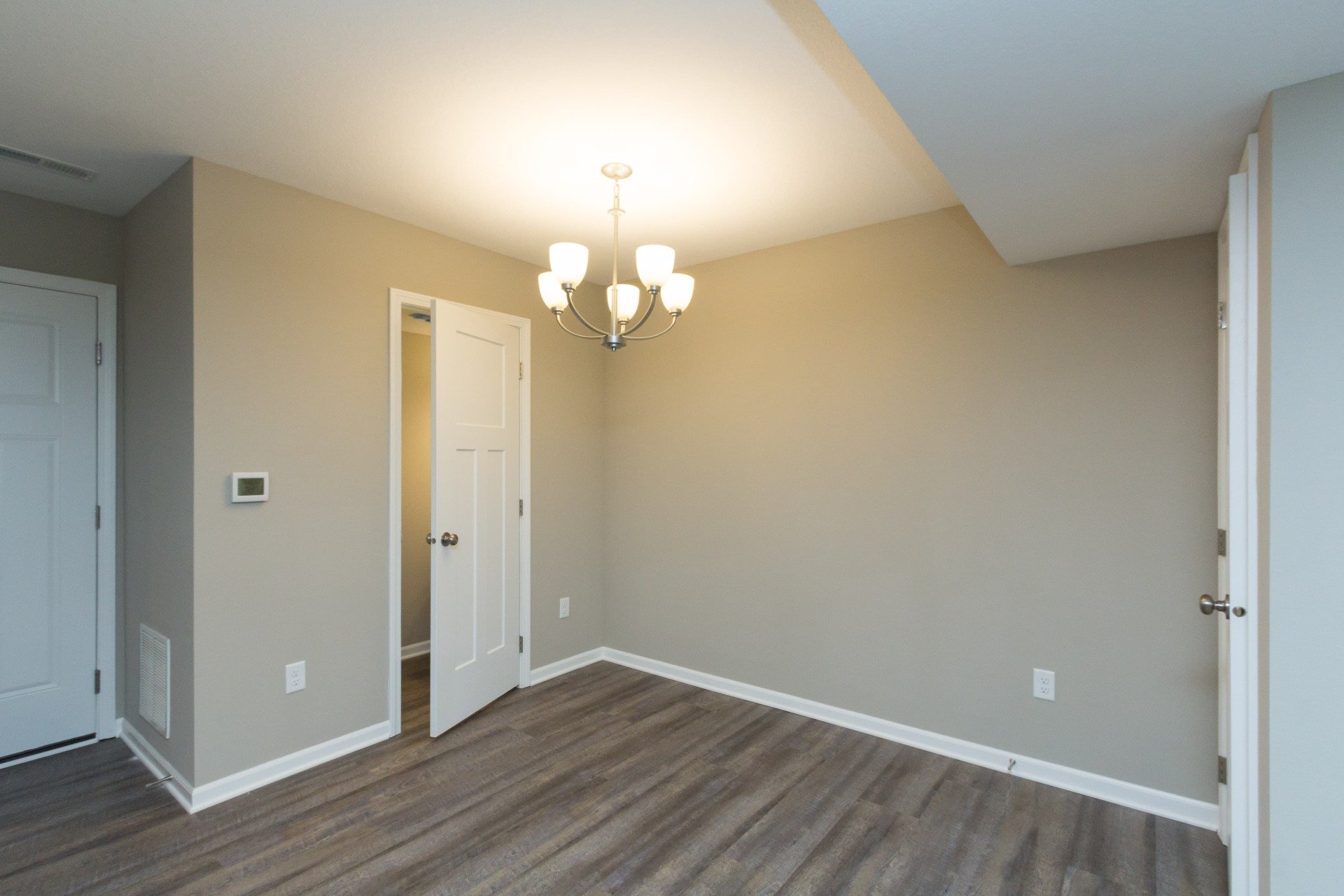 Delevan Townhomes DSM RENTAL