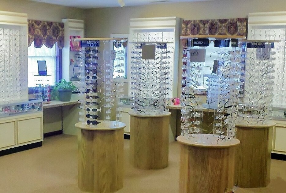 LIma, Ohio Optometrist Eye Doctor Eyeglasses