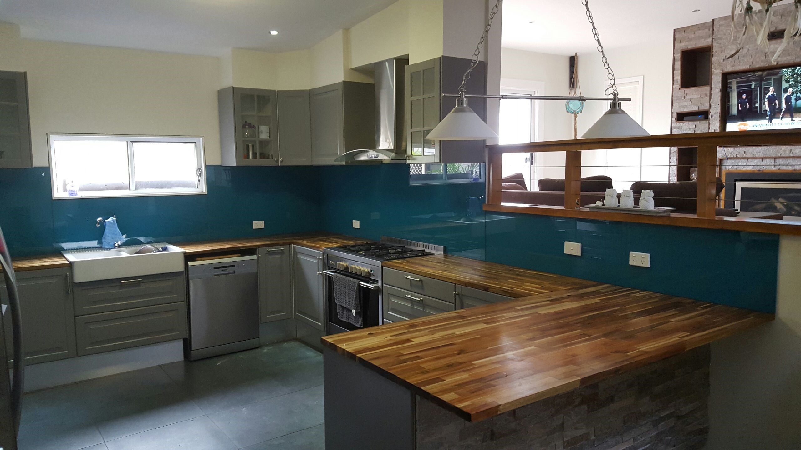 Glass Services and Shower Screens in Wollongong Langson Glass