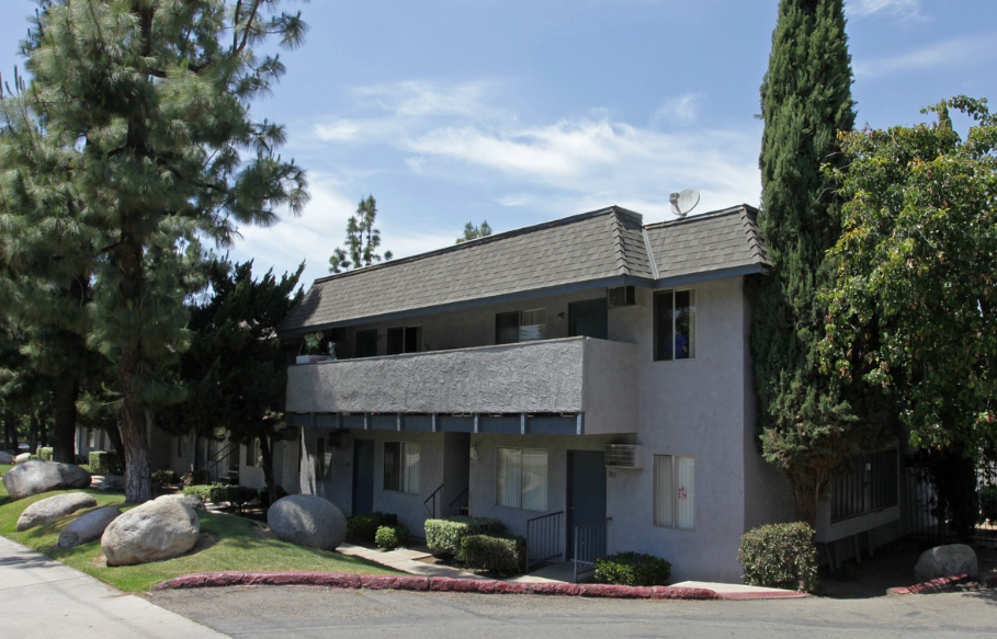 Parkhill Apts LLC Unic Realty, Inc.