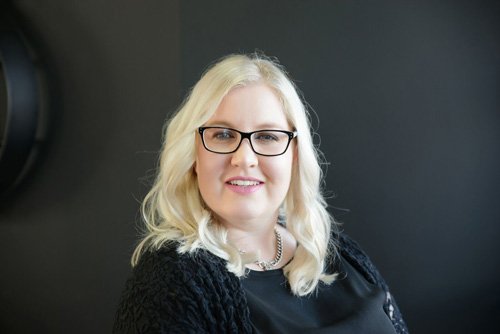 Lee Anne Booth  Senior Stylist