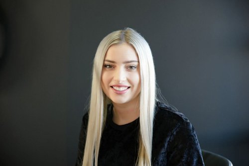 Angell Kinross - Junior Stylist