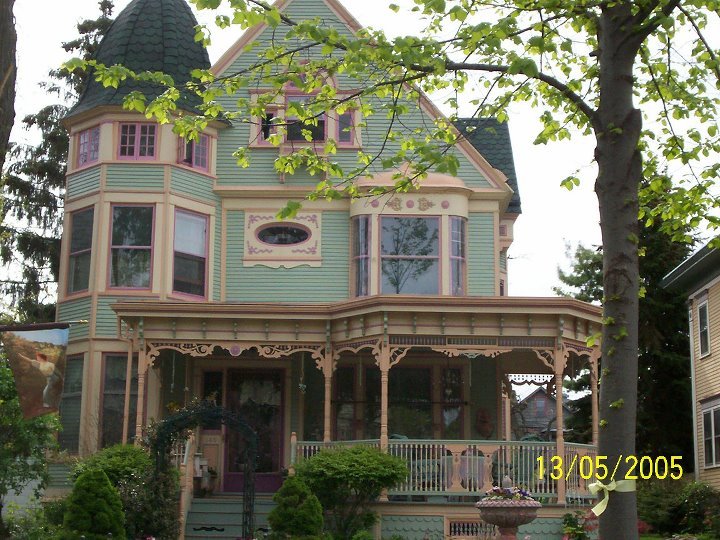 Painting Contractor Buffalo, NY Residential House Painter