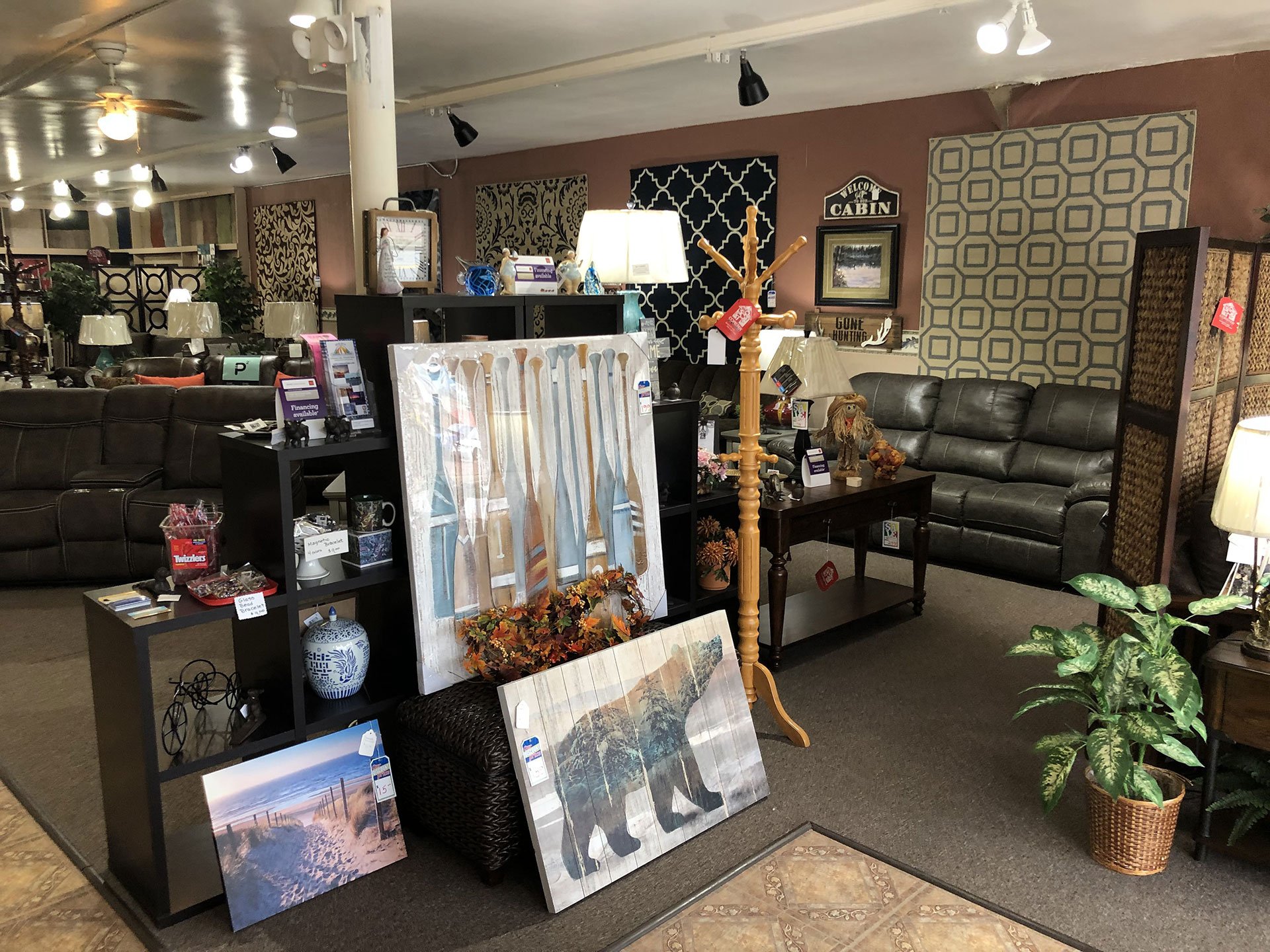Chilson's Home Furnishings - Conneaut Lake, PA – Décor