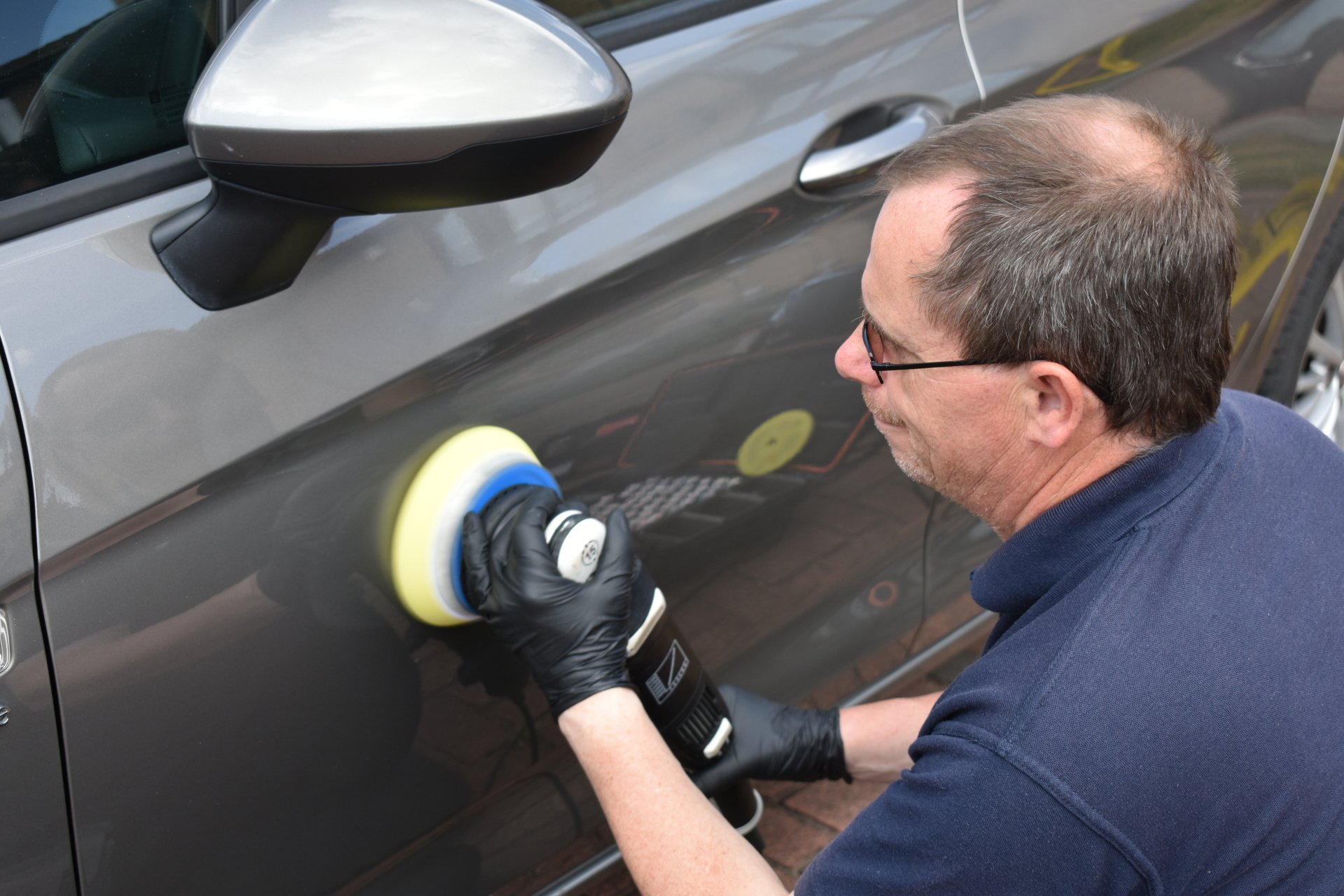 Mobile scratch repair GDM Auto Paint Ltd Hull