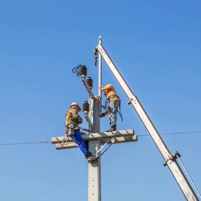 Power Pole Installation In Townsville R & M Electrical