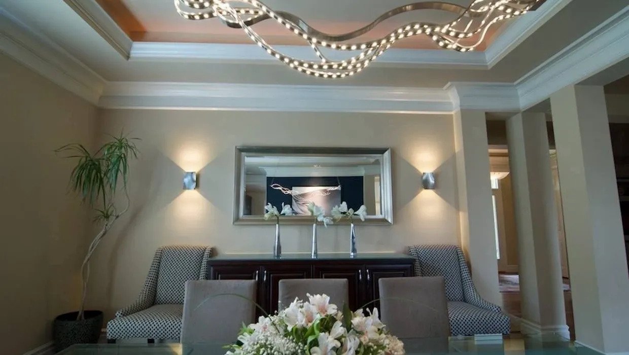 Modern Dining Room - JML Interior Design | JML Interior Design