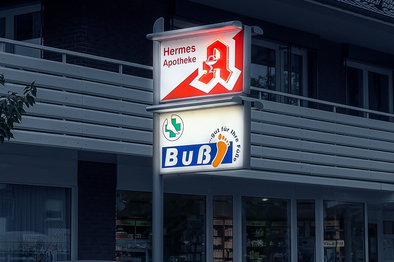 Pilon Reklame Reklamepyloner | Pyloner | Reklameskilte | Neonskilte